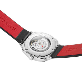 Grand Cushion Automatik, Schwarzes Veganes Traubenleder, 39 mm, Ansicht des Gehäusebodens mit Mondaine Gravur