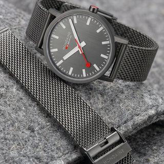Classic, IP Grau Edelstahl, 40 mm, Frontansicht