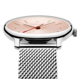 Doppio, Stainless Steel, 33 mm	,Detail view of the watch dial