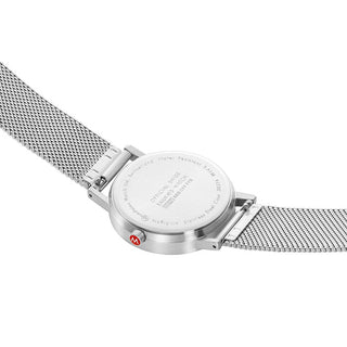 Classic, 36 mm, Good grey Edelstahl Uhr, A660.30314.80SBJ, Ansicht des Gehäusebodens mit Mondaine Gravur